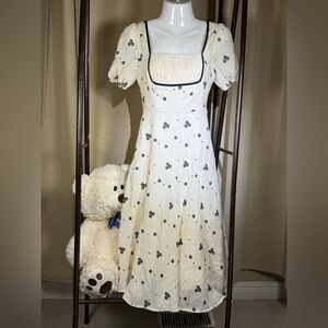 Elegant White Floral Dress